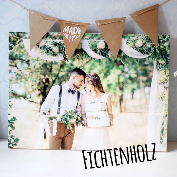 Bild auf Fichtenholz